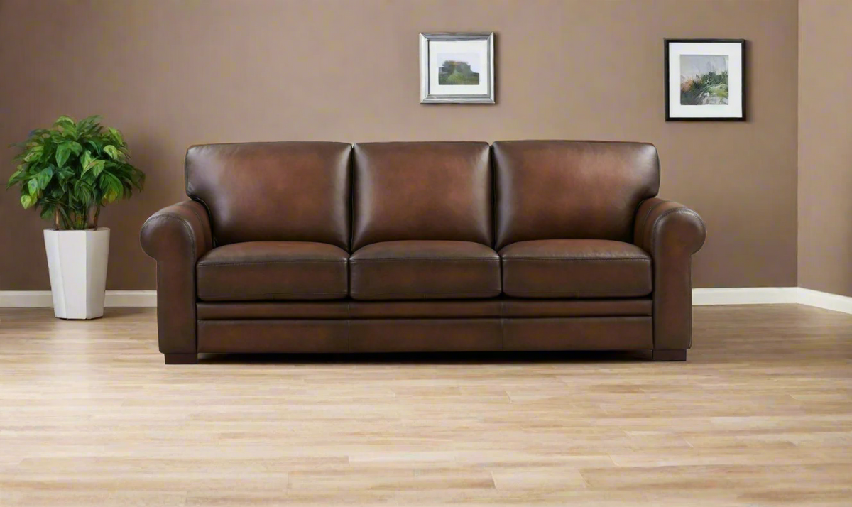 3-Seater Sofa in Waxy Pull-Up Leather with Classic Design