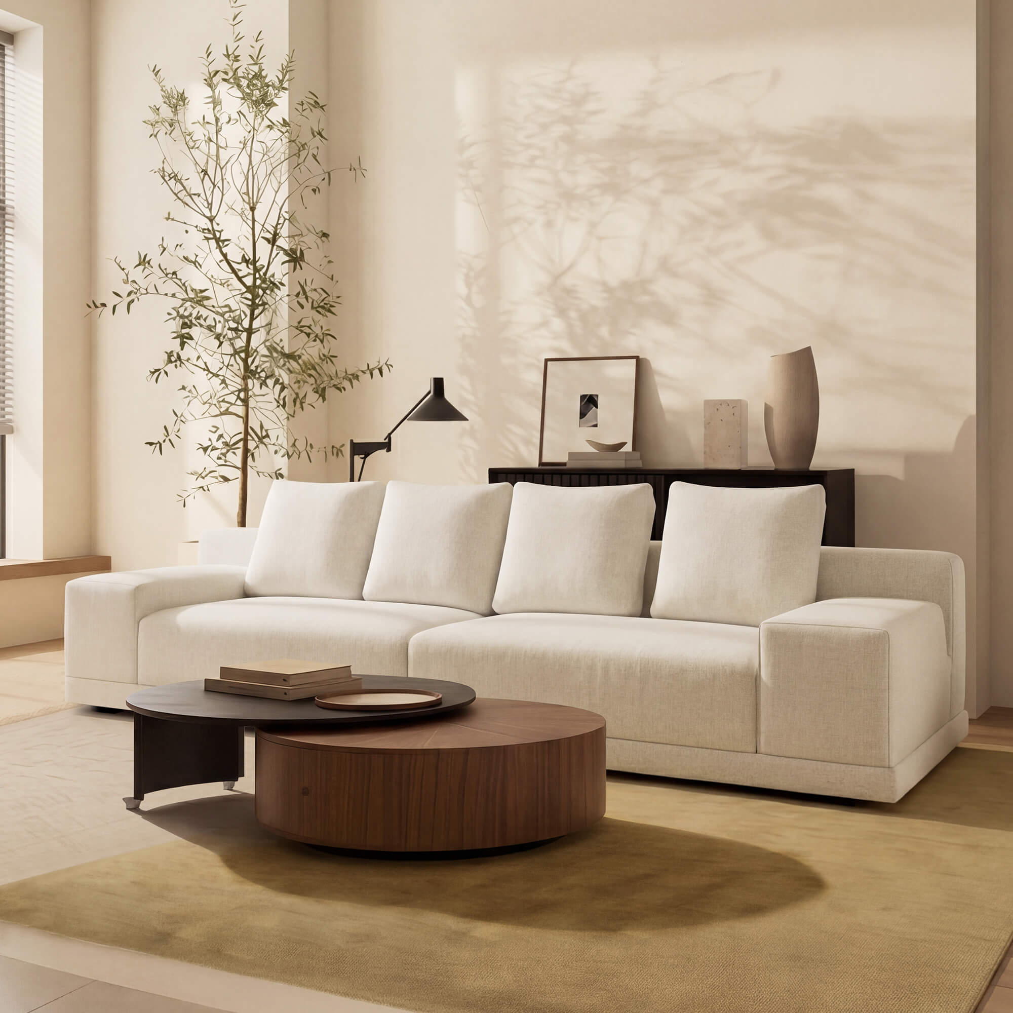 4-Seater Sofa with Wide Arms in Modern Design
