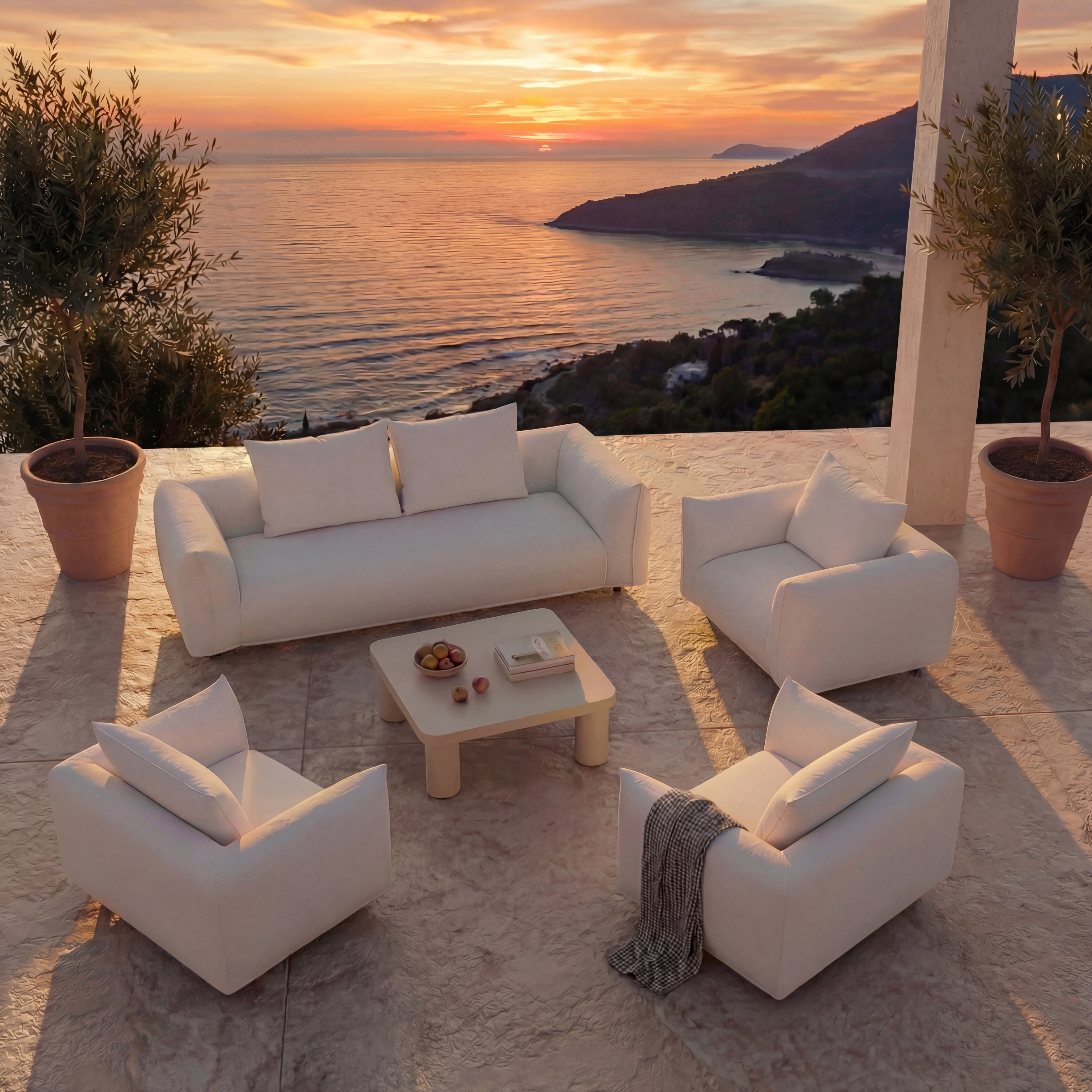 Outdoor Lounge Chair with Comfortable Cushions