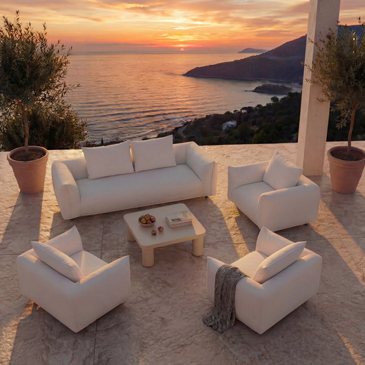 Outdoor Lounge Chair with Comfortable Cushions