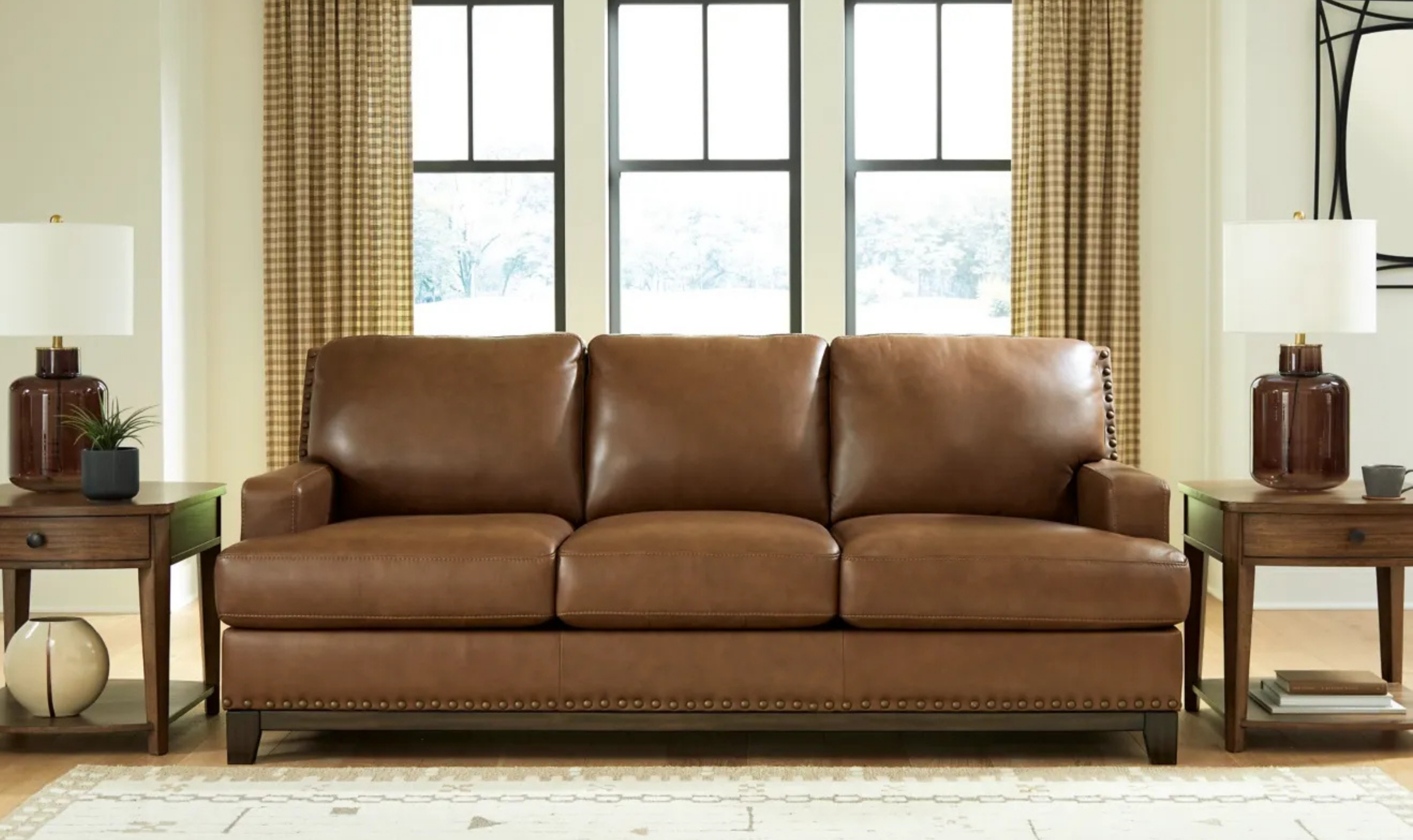 Saonara 3-Seater Sofa in Amber Leather with Modern Heritage Design