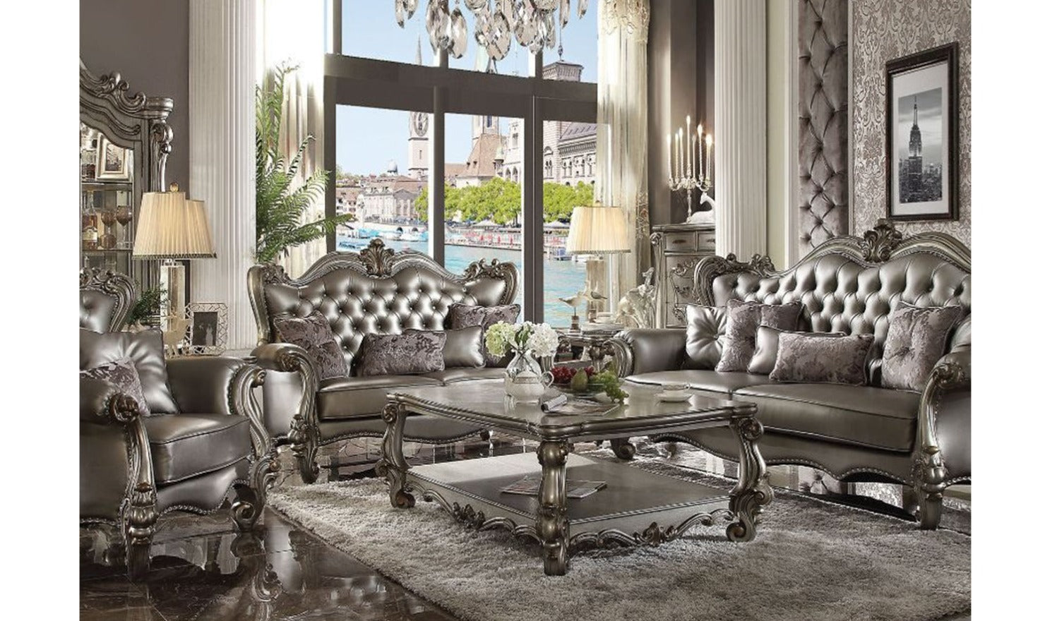 Eastern Sofa in Velvet with 6 Decorative Pillows
