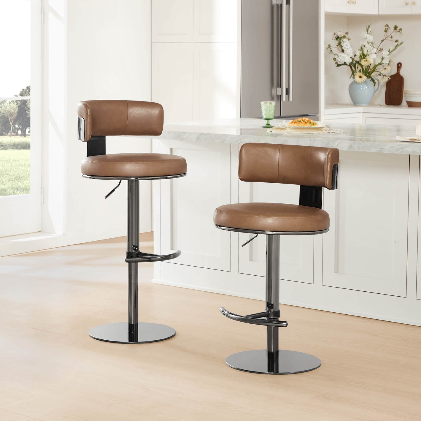 Adjustable Height Swivel Barstool with Modern Design