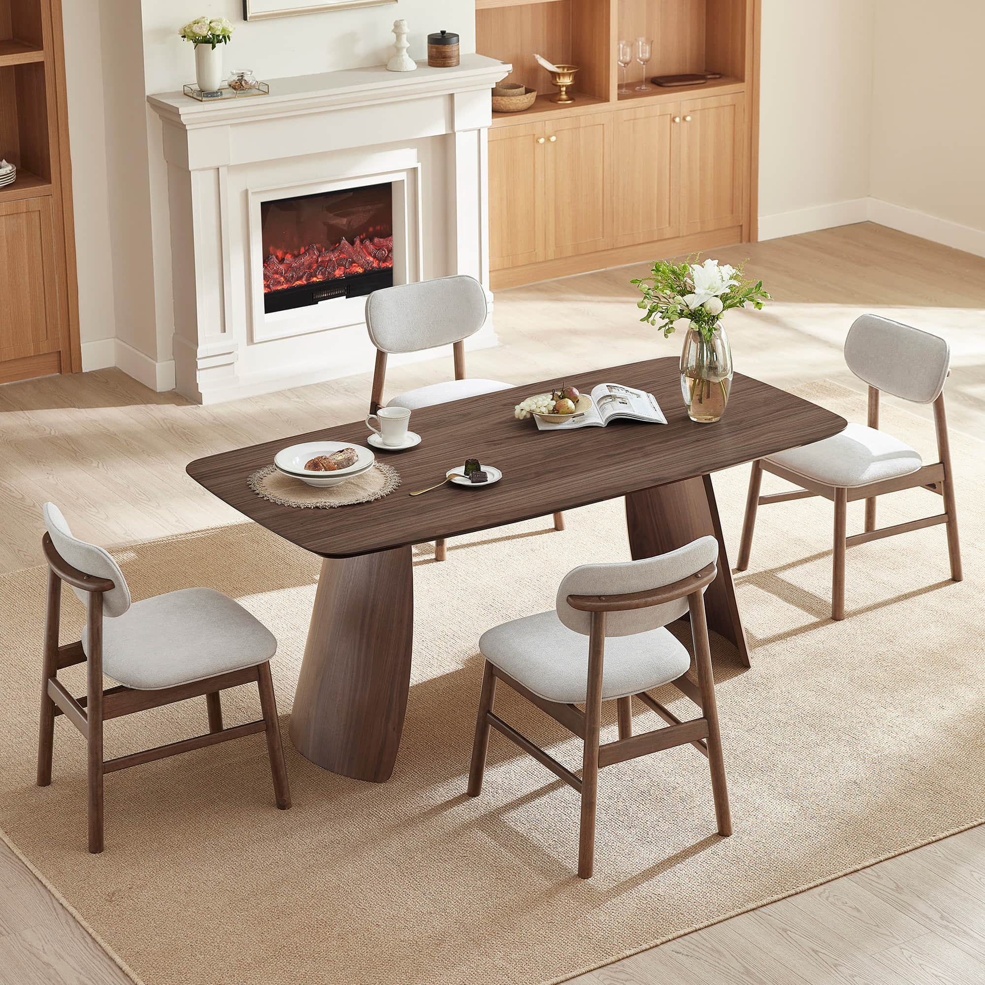 Dining Table in Wood with Smooth Finish for 4