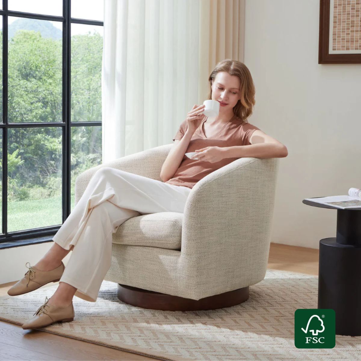 Modern Swivel Accent Chair with Soft Fabric Upholstery