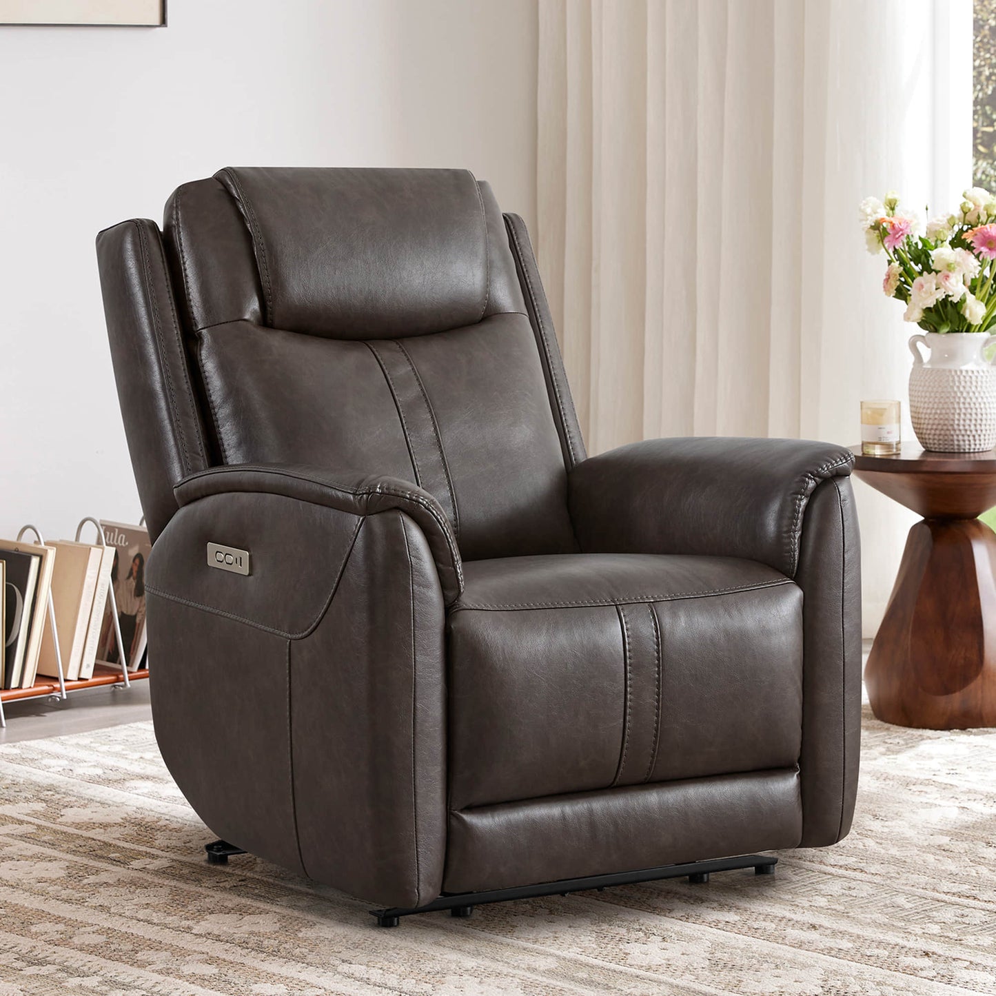 Modern Zero-Gravity Recliner with Power Mechanism