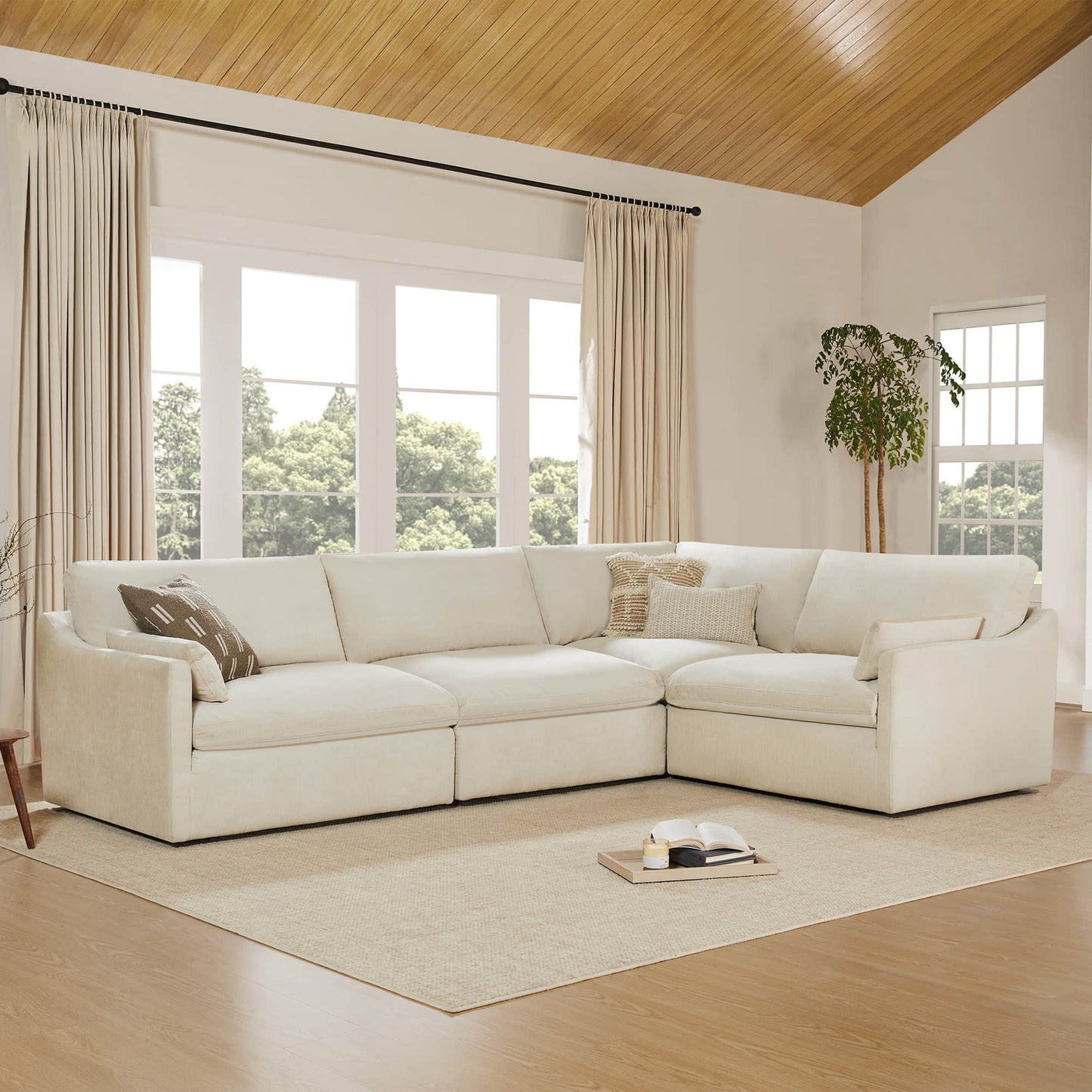 Modular 4-Seater Sofa-Chaise with Angled Design