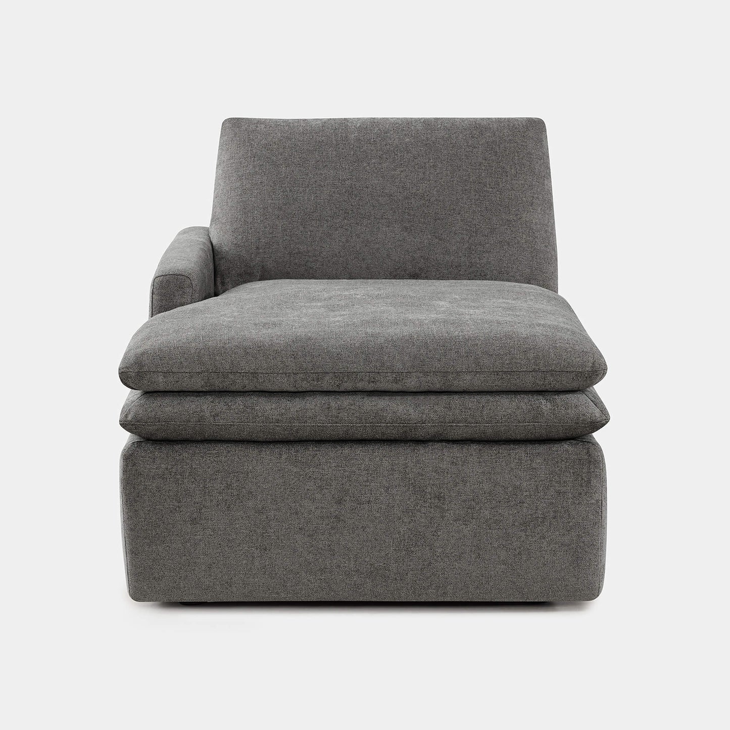 Modular Chaise in Cloud-like Fabric Design