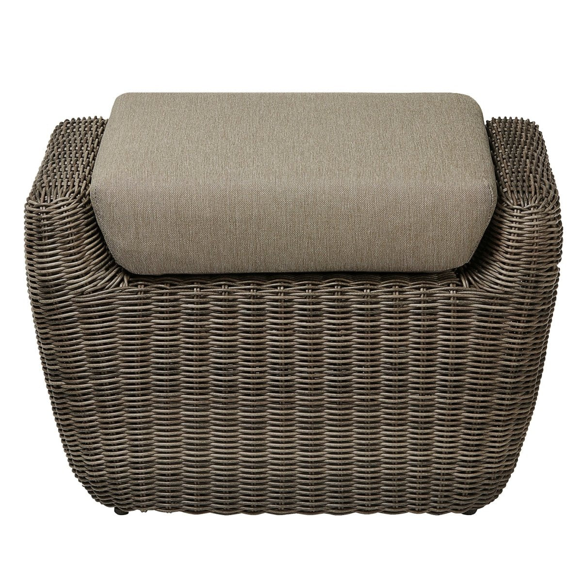 Outdoor 5-Piece Patio Set in Liana Wicker Design