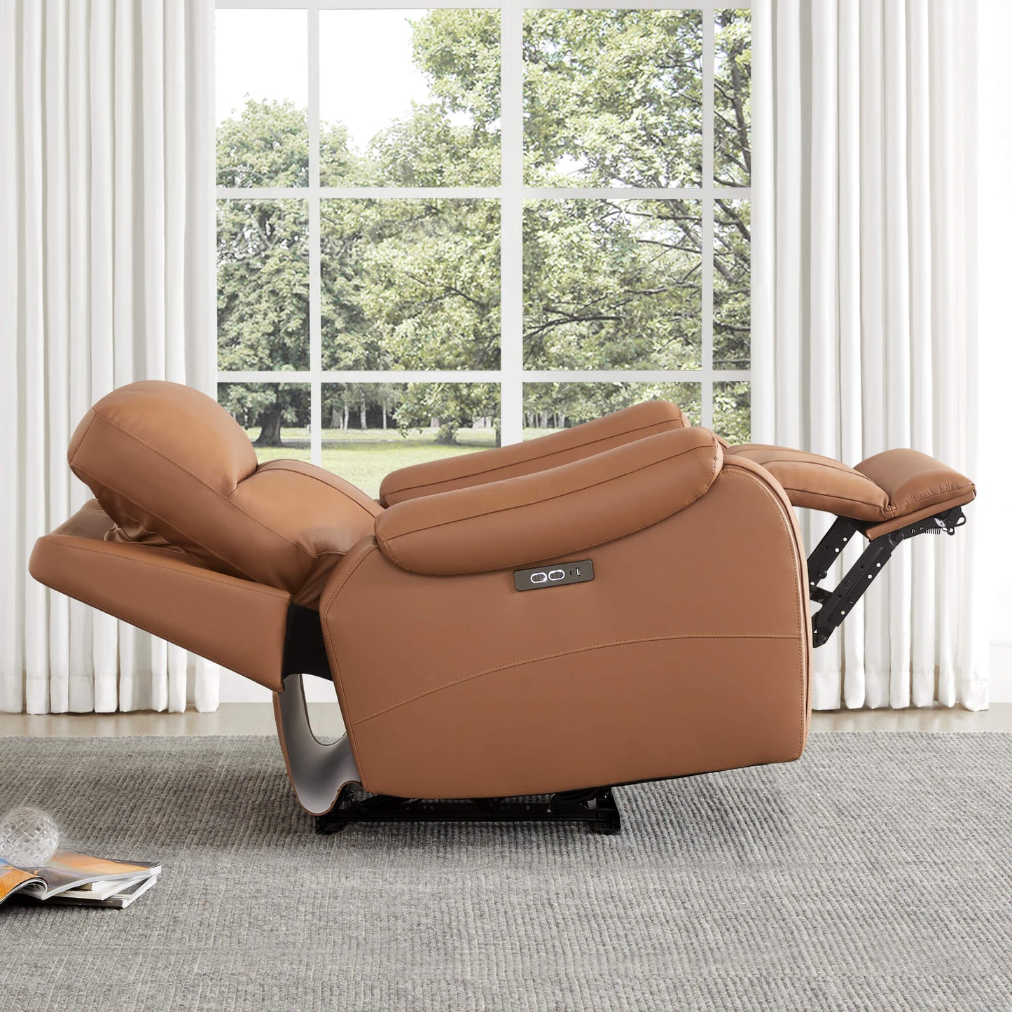 Recliner in Genuine Leather with Power Headrest
