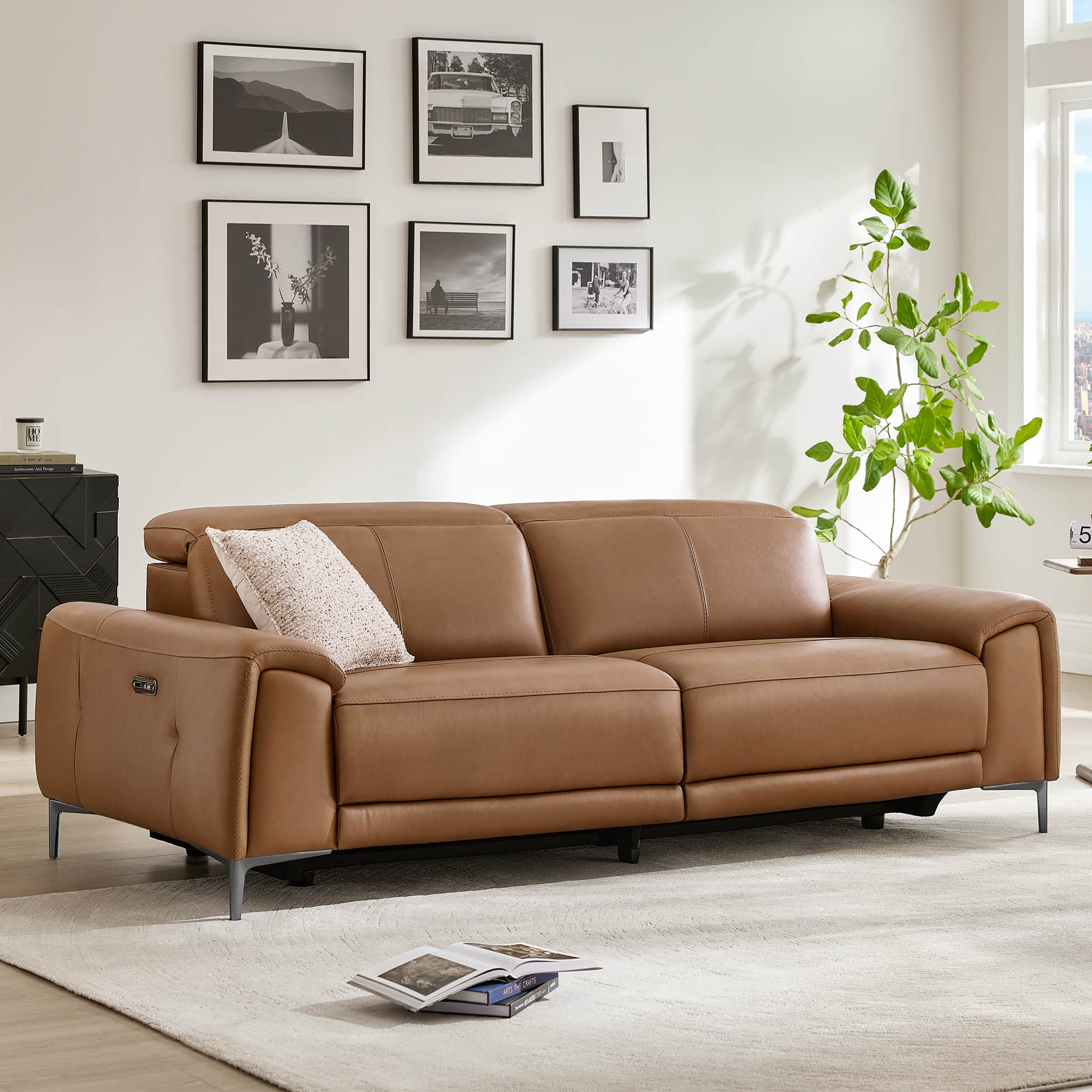Reclining Sofa in Genuine Leather with Power Headrest
