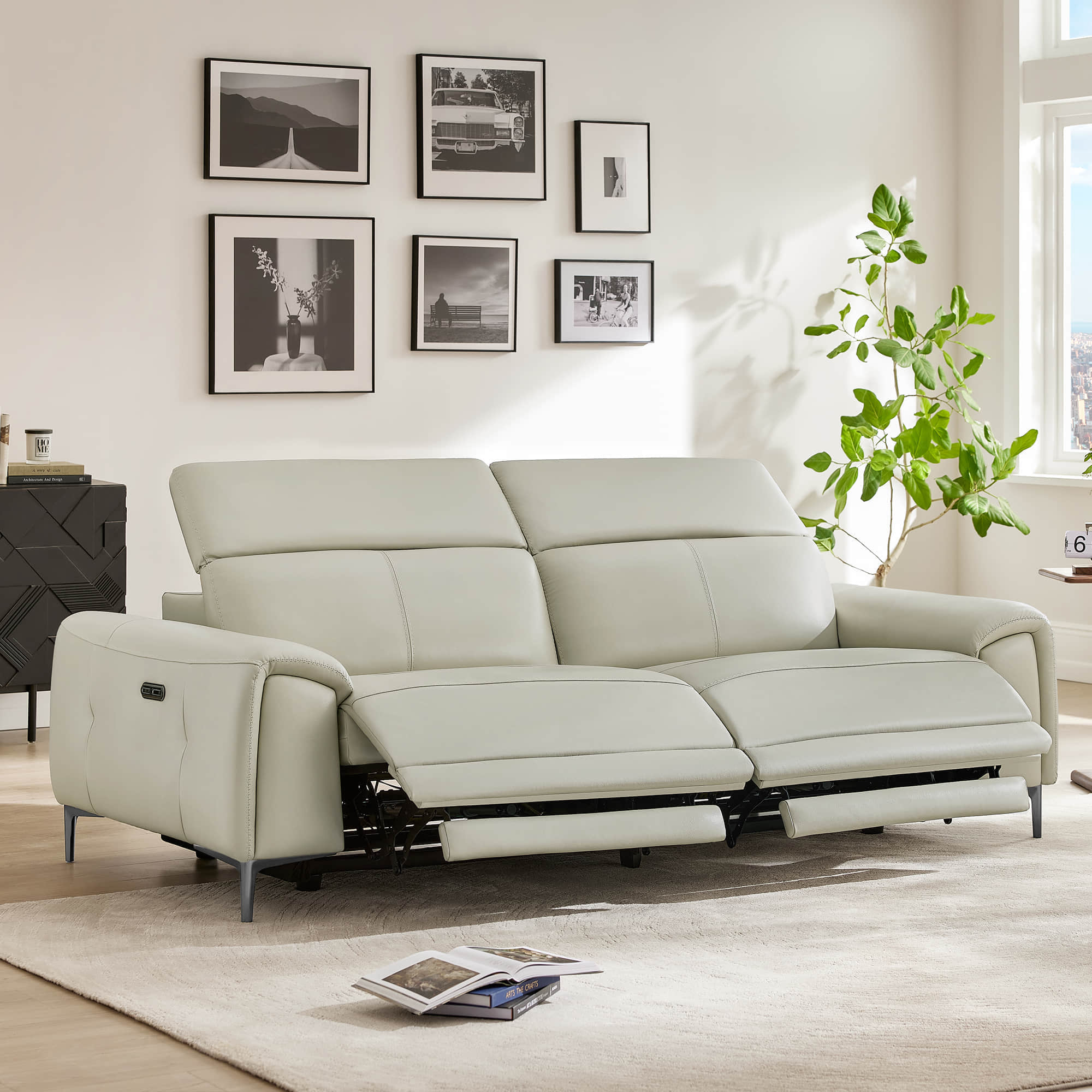 Reclining Sofa in Genuine Leather with Power Headrest