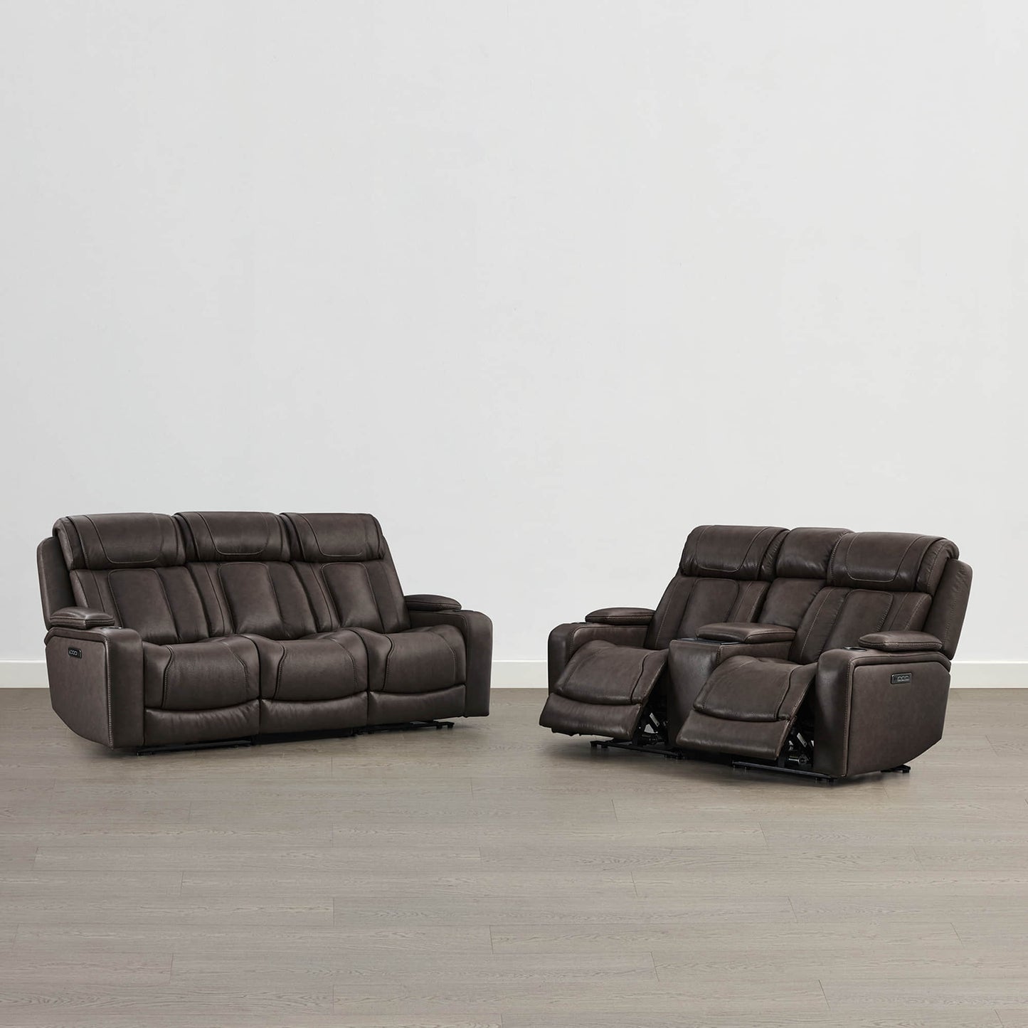 Reclining Sofa in Sable with Zero-Gravity Mechanism