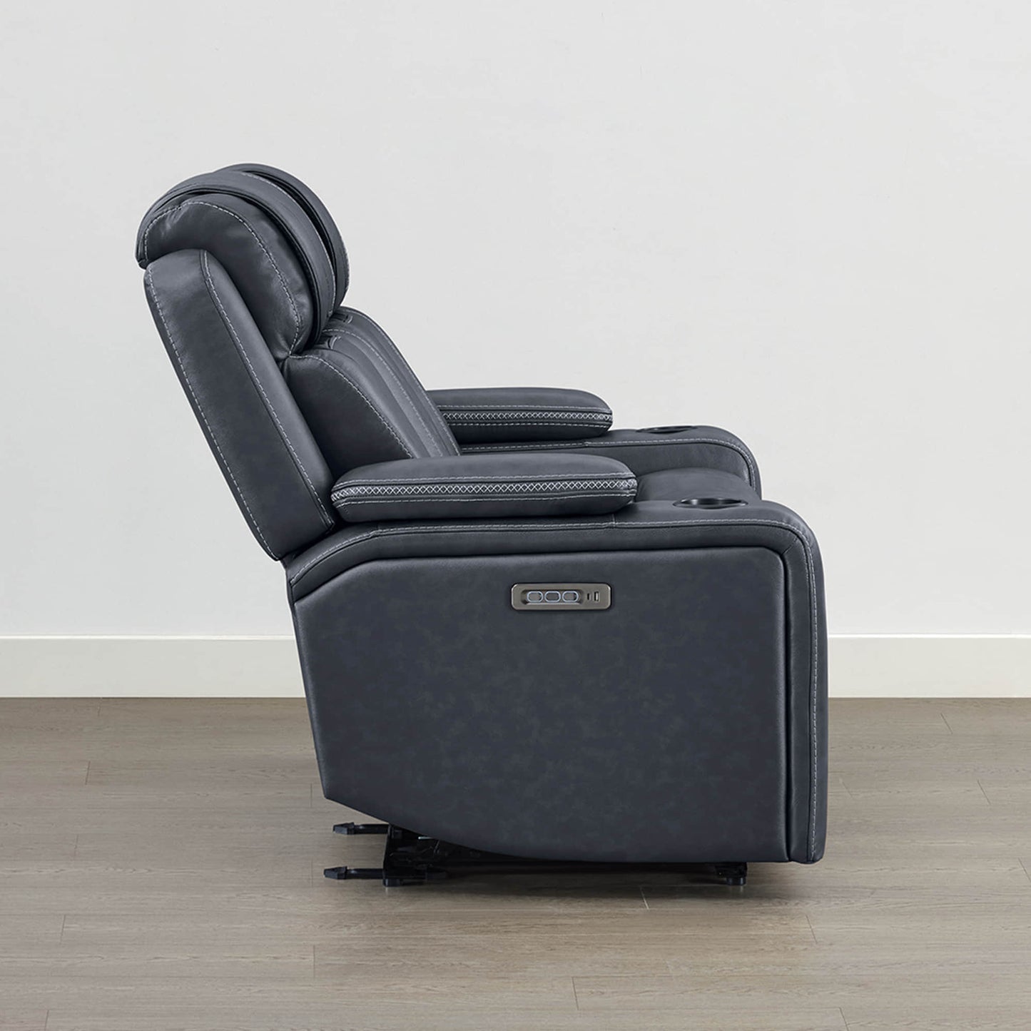 Reclining Sofa in Sable with Zero-Gravity Mechanism