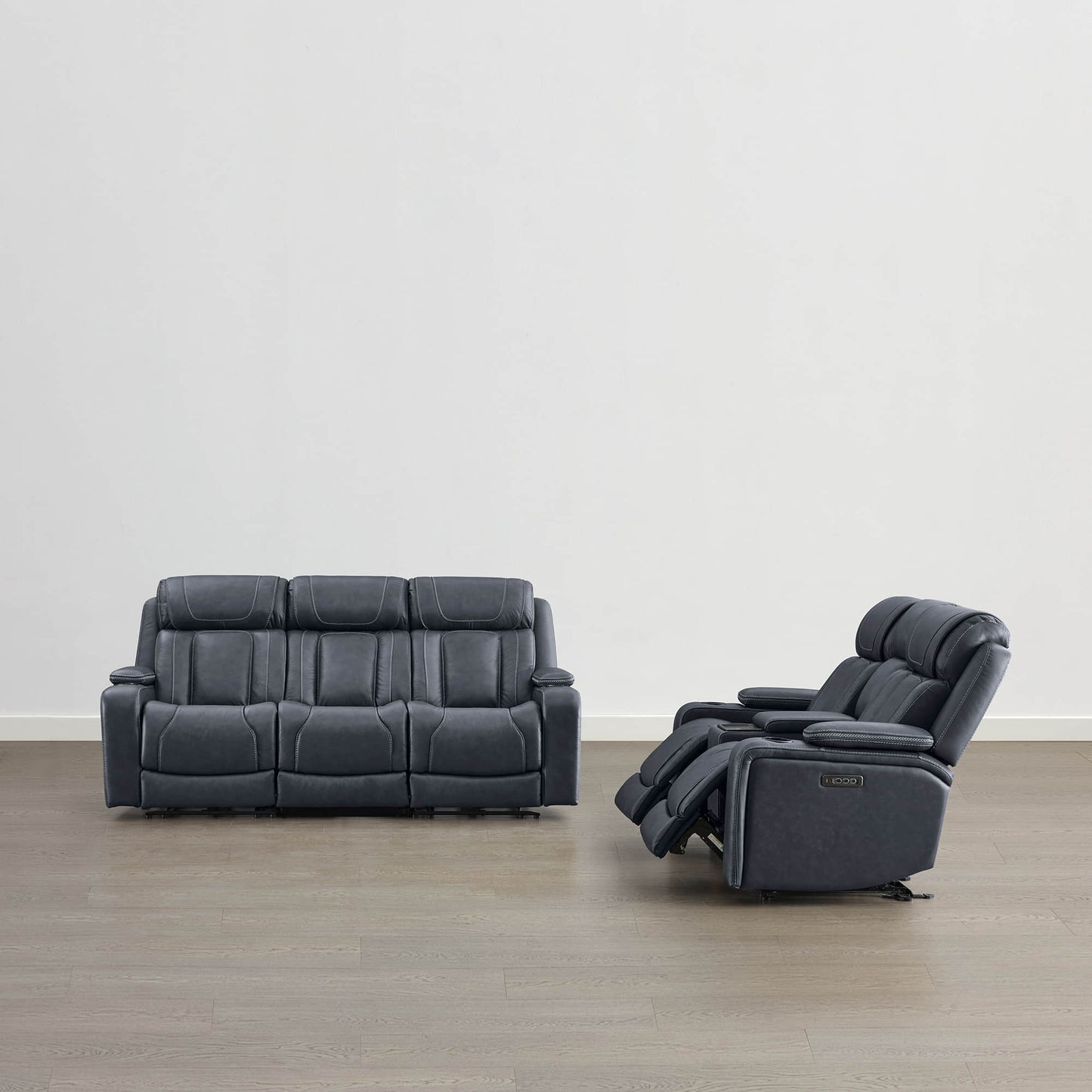 Reclining Sofa in Sable with Zero-Gravity Mechanism
