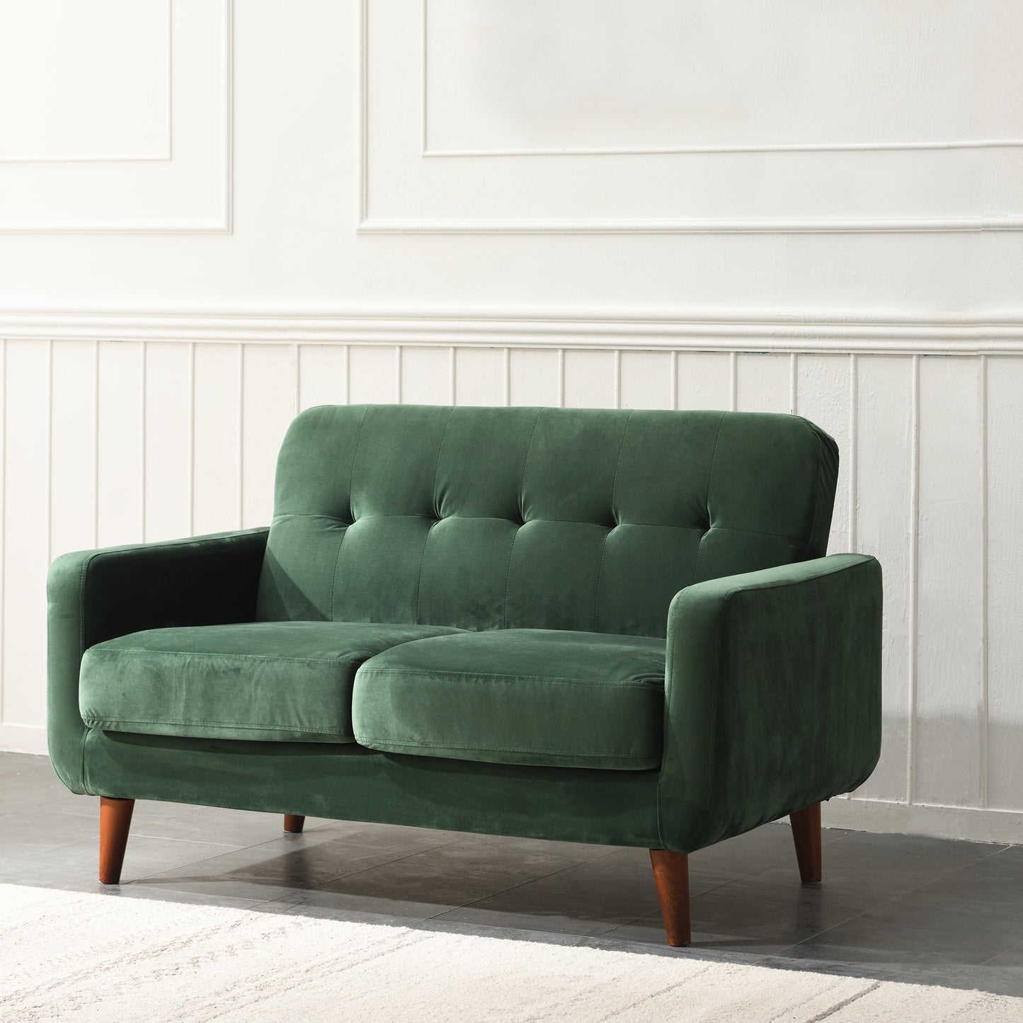 Sofa in Green Velvet with Sleek Armrests