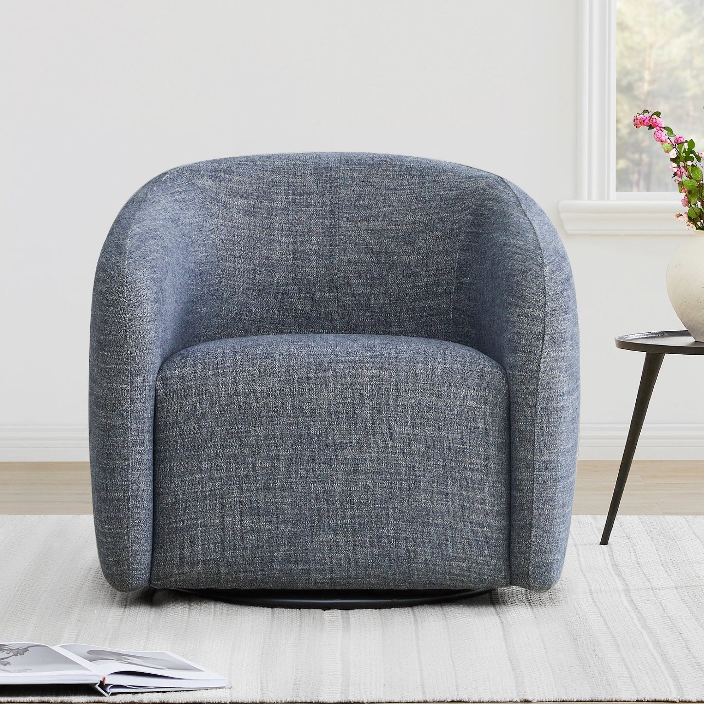 Swivel Accent Chair in Bella Fabric