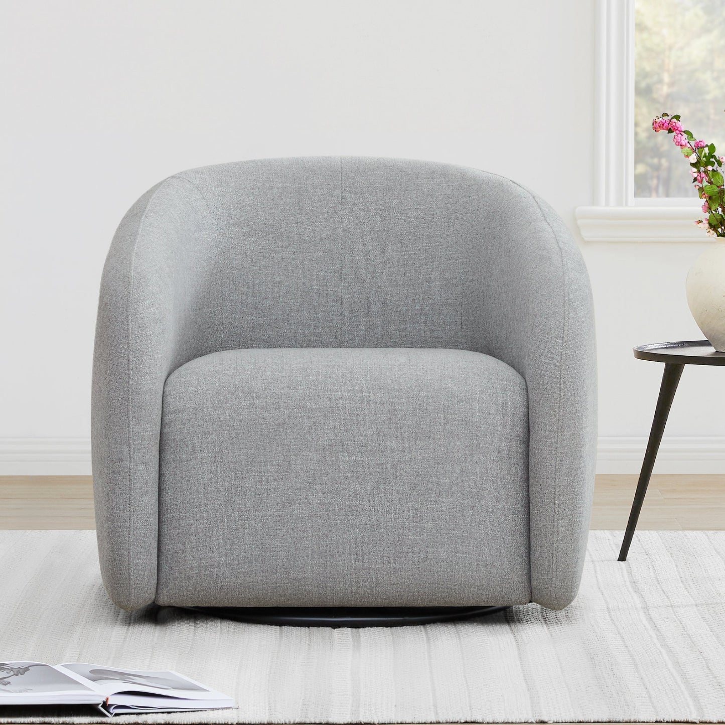 Swivel Accent Chair in Bella Fabric