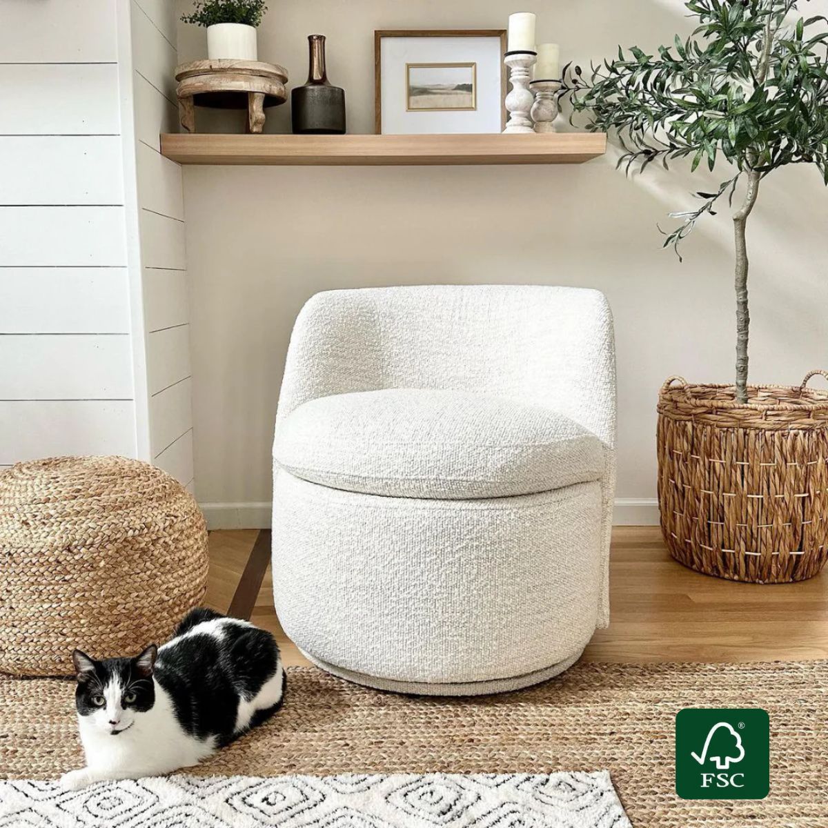 Swivel Accent Chair in Boucle Fabric