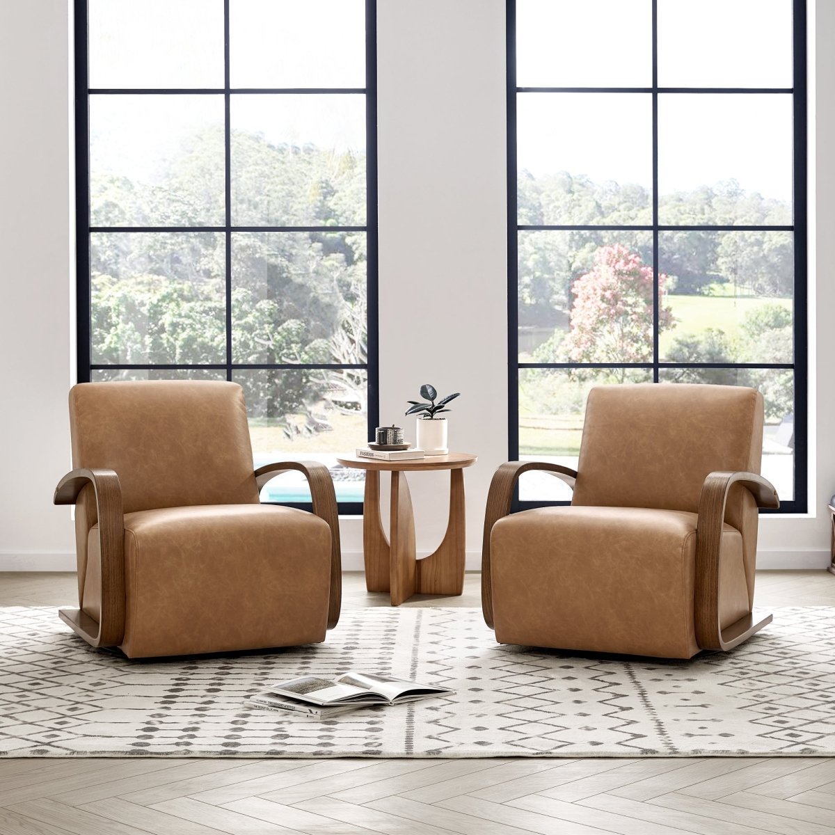 Swivel Accent Chair in Modern Design