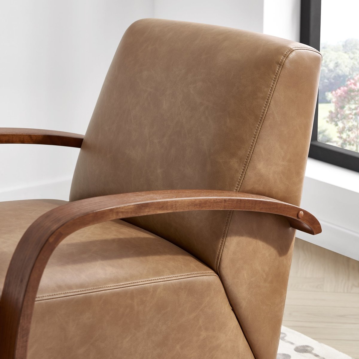 Swivel Accent Chair in Modern Design