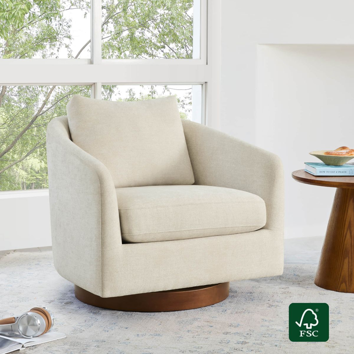 Swivel Accent Chair in Modern Design with Back Cushion