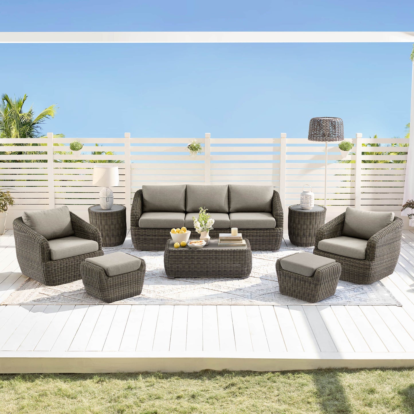 Wicker Outdoor Sofa Set with 5 Seats in Natural Finish